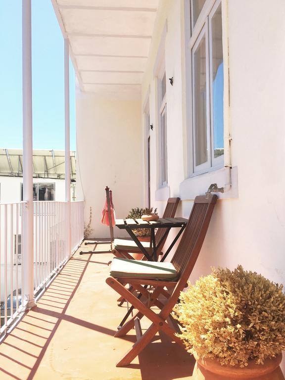Almirante Reis Apartment Lisbon Luaran gambar
